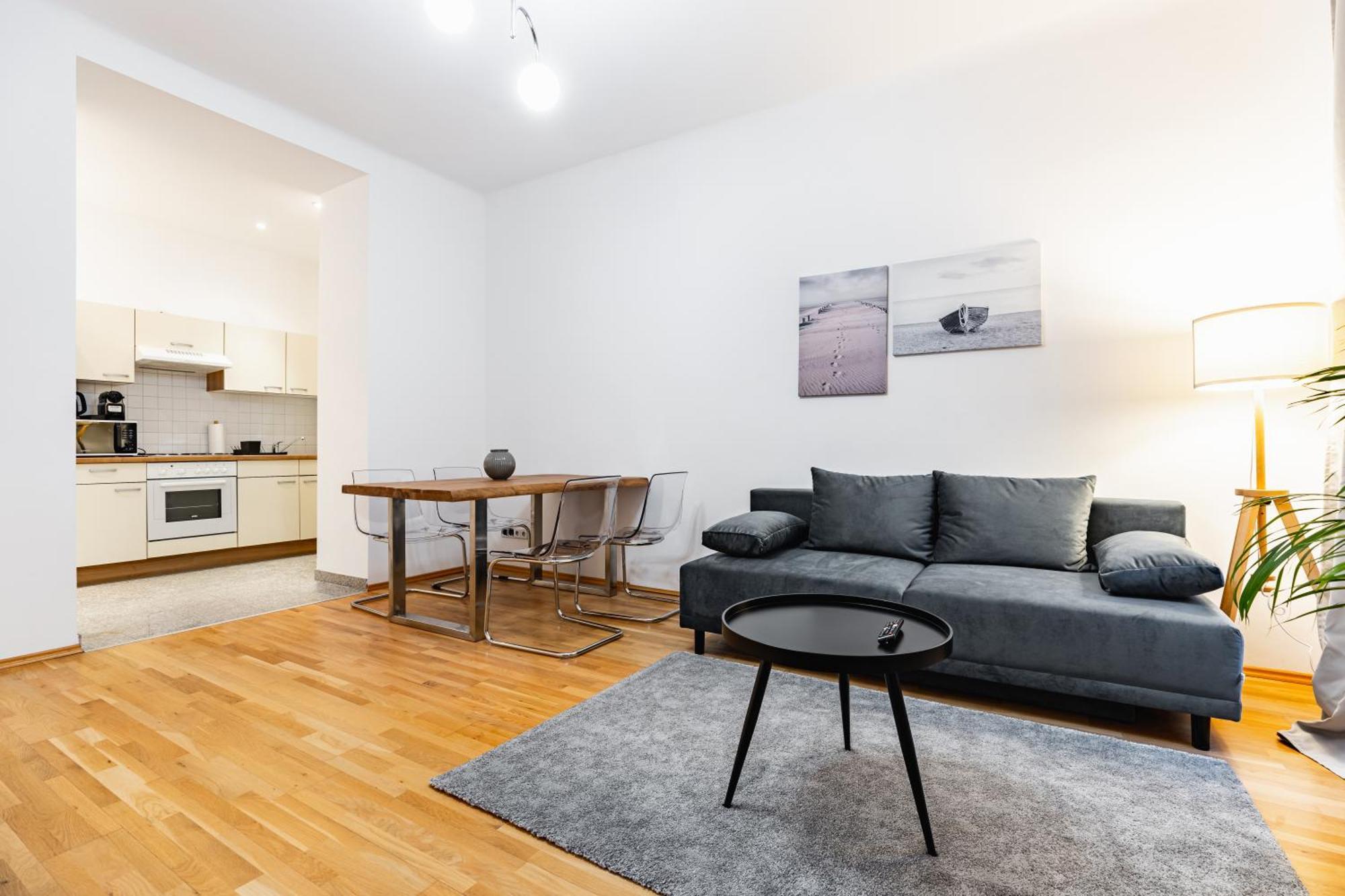 Spacious 3-Room Apt. 15 Min To The City Center Виена Екстериор снимка